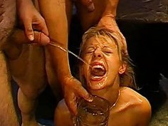 Dude is feeding jizz flow into horny babes mouths